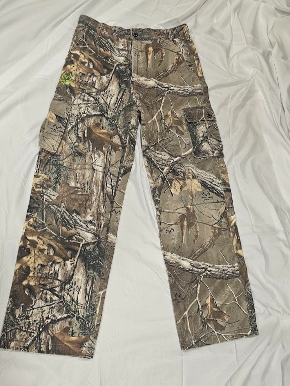 Realtree Xtra Camo Cargo Pants Youth XXL (18) Hunting Fishing Real Tree